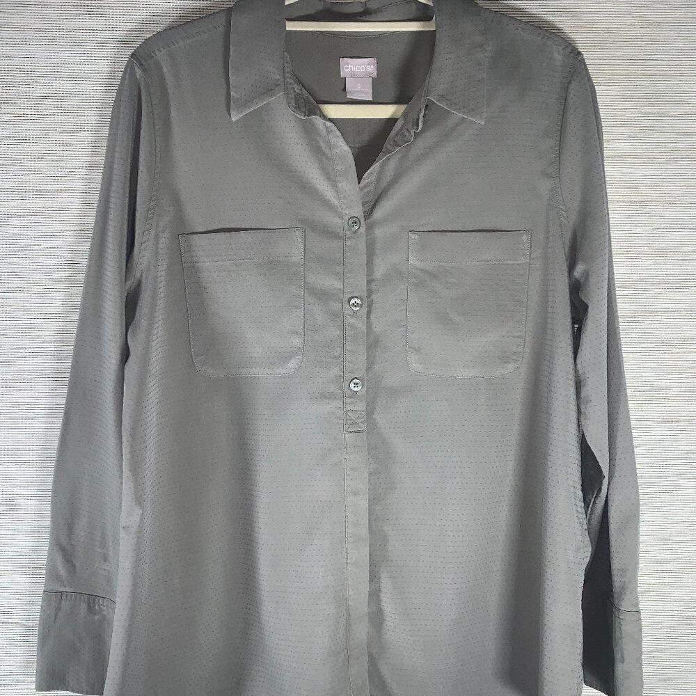 Chico's Green Khaki Blouse Textured Half Placket Silky Soft Dobby Size 2
